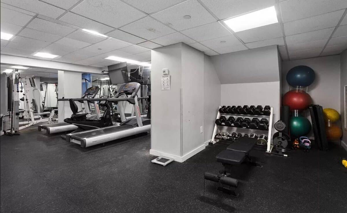 Pangsapuri 73-819 New Uws Doorman Gym New York